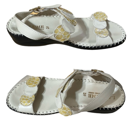 La Plume Fiora Cream & Gold Leather Sandals Size 39 NWOT - Picture 2 of 12